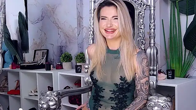 NightshadeIris Live XXX Chat