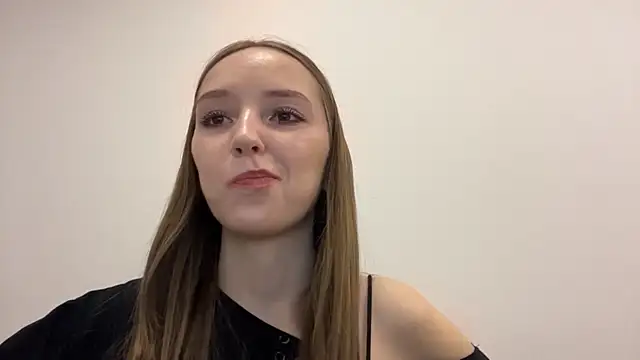 Chat +18 de QueenBalensiefen ao vivo