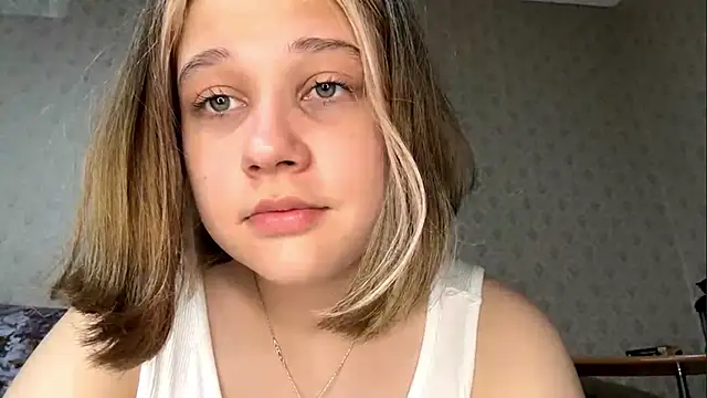 HildeConery live XXX chat
