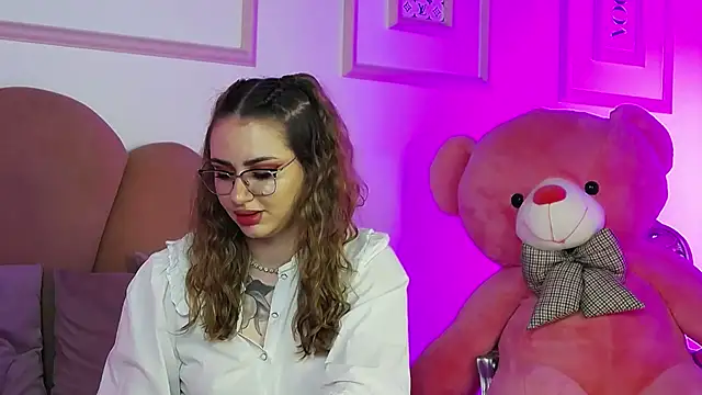 Abby__White Adlı Modelin Canlı XXX Sohbeti