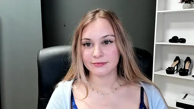 kitty_valeria: онлайн- секс-чат