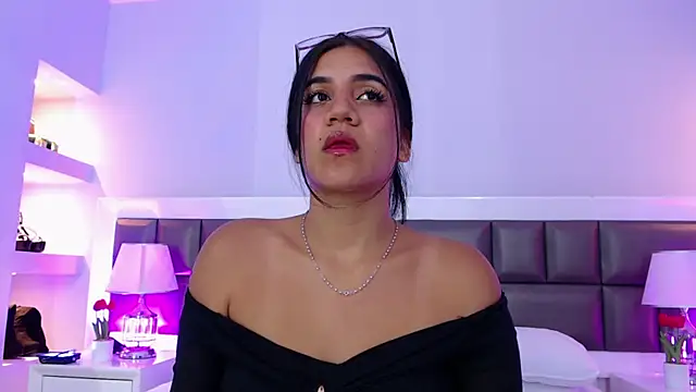 KellyAdams' Live XXX Chat