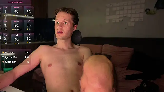 Czat XXX na żywo – Leonnextdoor
