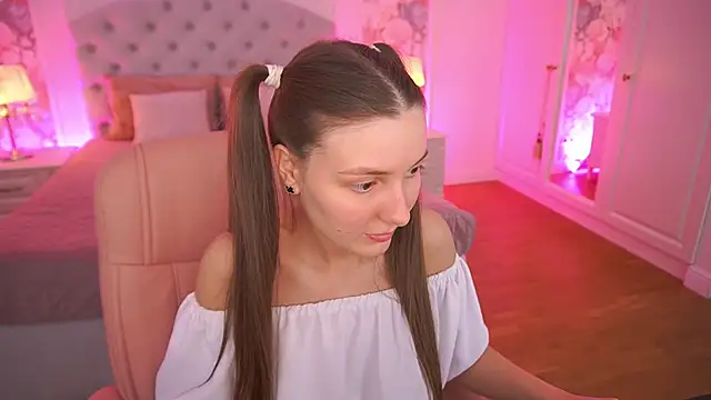 AshleyBaie Adlı Modelin Canlı XXX Sohbeti
