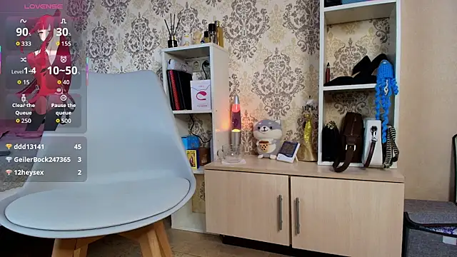 Erinn_Sky's Live XXX Chat
