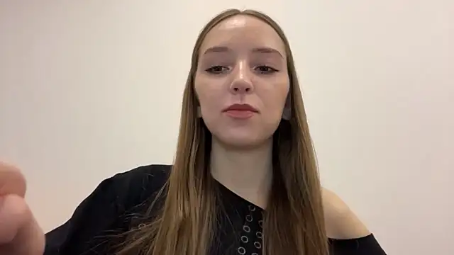 QueenBalensiefen's Live XXX Chat