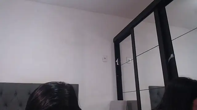 Srta_Jhenny Pertunjukan Webcam