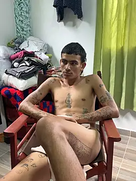 sorry-mom69 Show in webcam