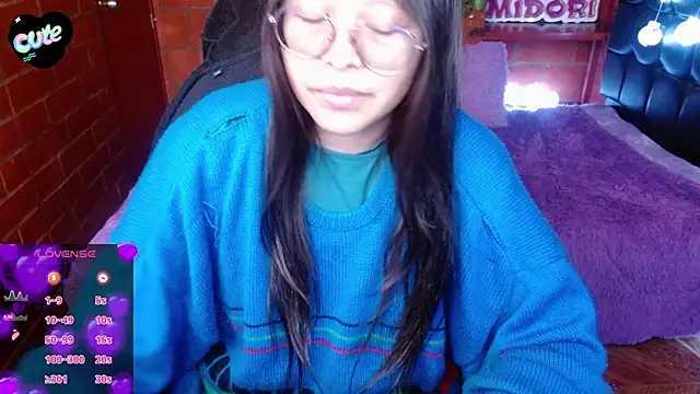 Chat +18 de MidoriQuiinn ao vivo
