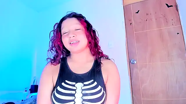 Emily_Coper18 লাইভ XXX চ্যাট