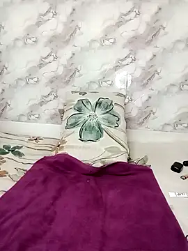 Babymomma98 Adlı Modelin Canlı XXX Sohbeti