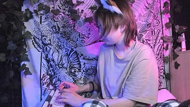 Judy_Wood élő XXX-chatje