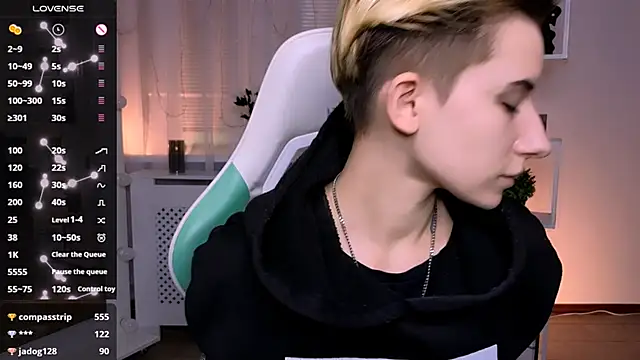 _Rein_ramm's Live XXX Chat