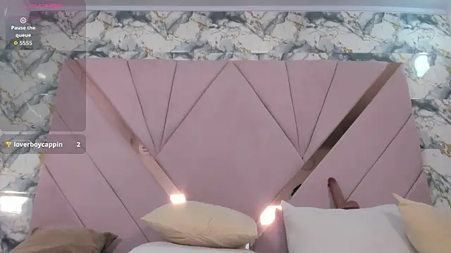naomy_sexy_'s Live XXX Chat