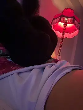 DarkDesin Adlı Modelin Canlı XXX Sohbeti