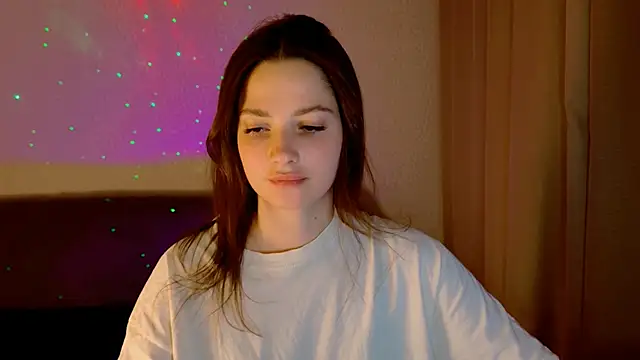 Chat XXX en directo de KiraVair