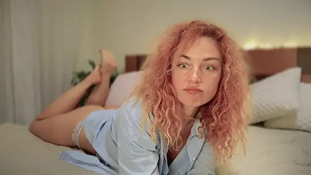 Reddgiirl's Live XXX Chat