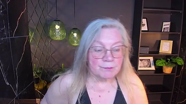 NataliMellow's Live XXX Chat