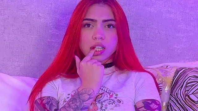 Chat XXX en directo de LillyPop_