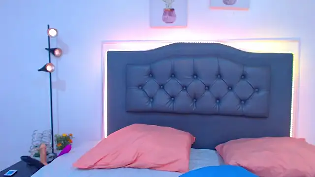 candy_lux_'s Live XXX Chat