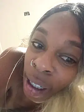 Jasmine_FullsShine's Webcam Show