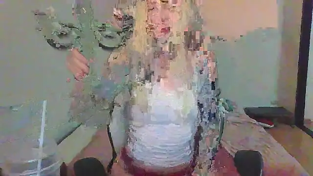 Emily_Flowers_'s Live XXX Chat
