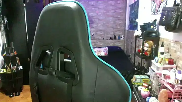 AngelaQueen_ লাইভ XXX চ্যাট