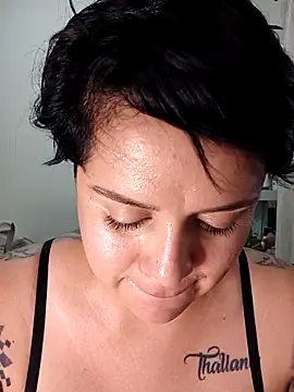 دردشة KatInk الجنسية المباشرة
