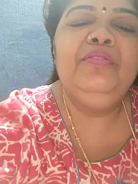 tamilthanushri Adlı Modelin Canlı XXX Sohbeti