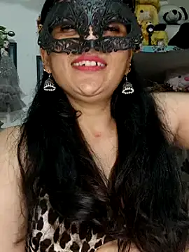 BhabhiPooja69 Adlı Modelin Canlı XXX Sohbeti