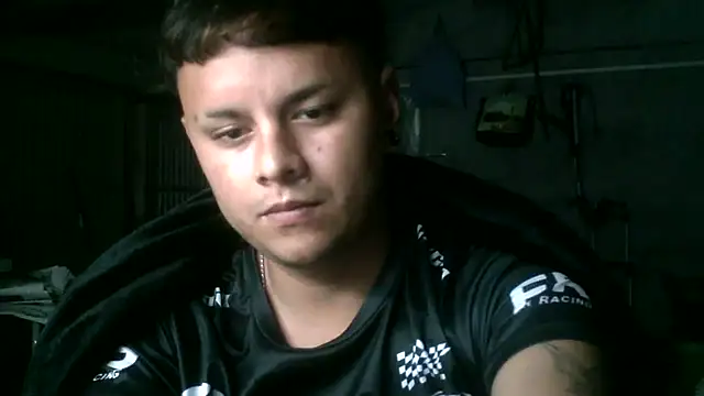 Sickbooy69 Webcam show
