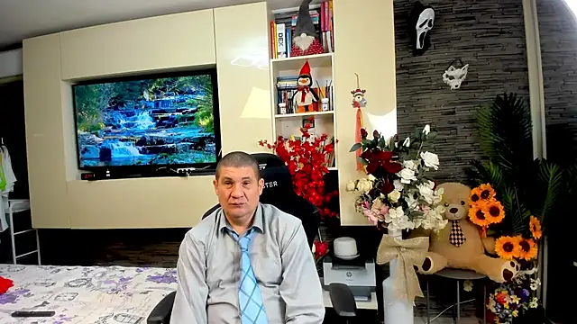 SpartacusDaddy48 Live XXX-chat