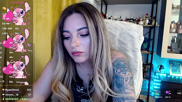 Chat XXX en directo de Rania_Stitch
