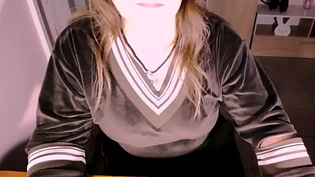 NeuroDoll's Live XXX Chat