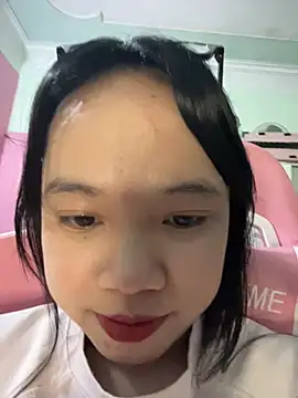 Leeeeiu's Webcam Show