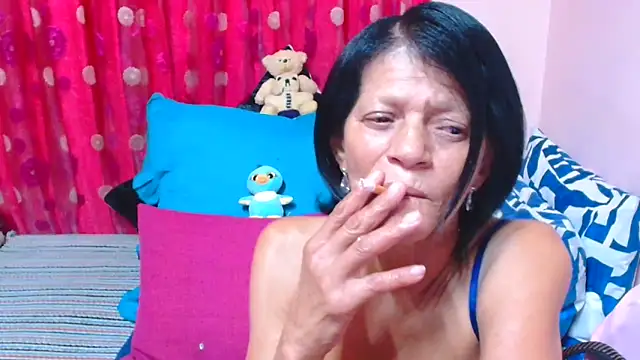 SLUTTYROXY: απευθείας συνομιλία ΧΧΧ
