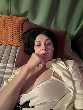 Chat XXX en directo de HotyEmily
