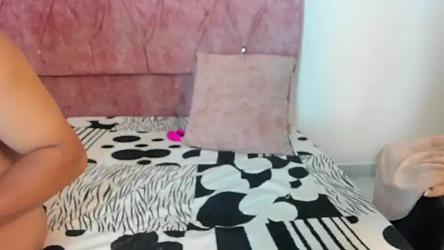 Yuly_alex11n Webbikameraesitys
