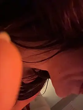 DarkDesin's Live XXX Chat