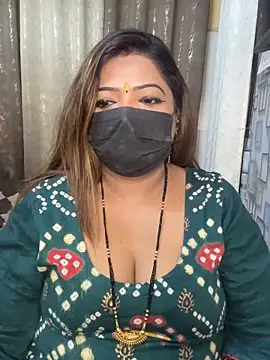 Geet-Punjaban Chat XXX in diretta
