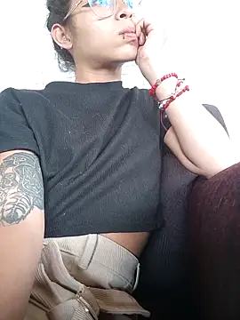H_hiana's Live XXX Chat