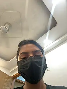 ThyroidLancers Chat XXX in diretta
