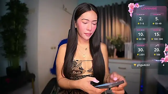 Show modela Jasmine_Elcock na web-kameri