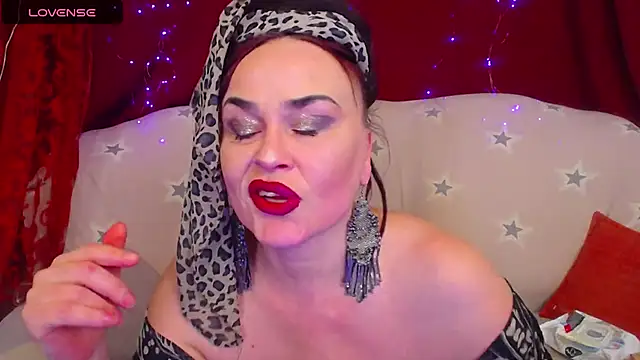 hotzlata 现场XXX聊天