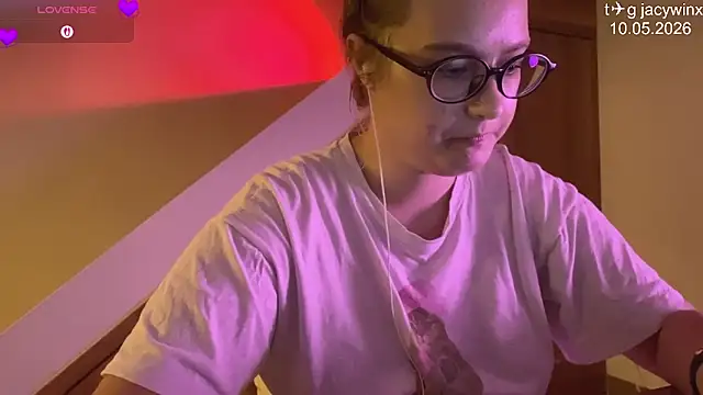 Онлайн чат XXX JacyWinslat