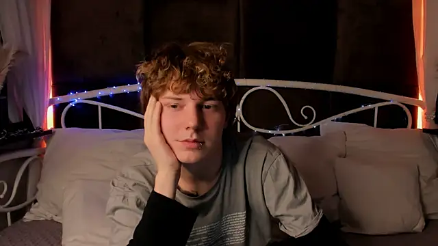 Benjamin_Harris élő XXX-chatje