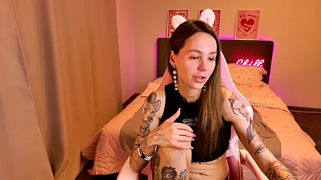 MiaGraham1 Live XXX-Chat
