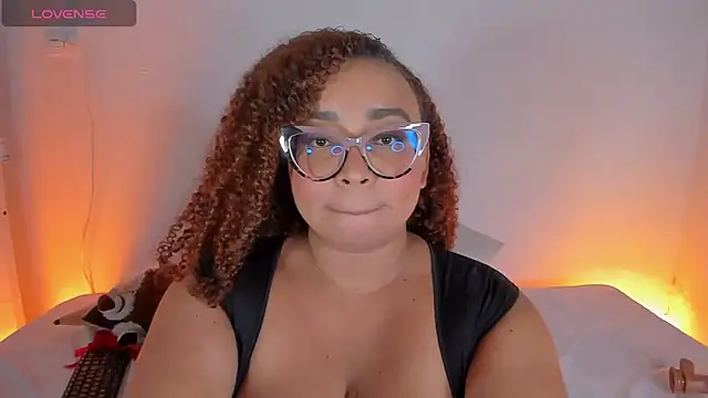 XXX chat uživo modela milee_baby