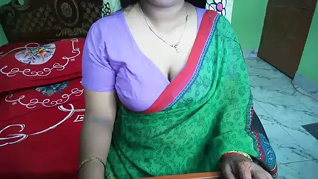 Chat +18 de BengaliQueenStar ao vivo