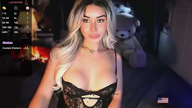 ZyraGoddes' Webcam Show